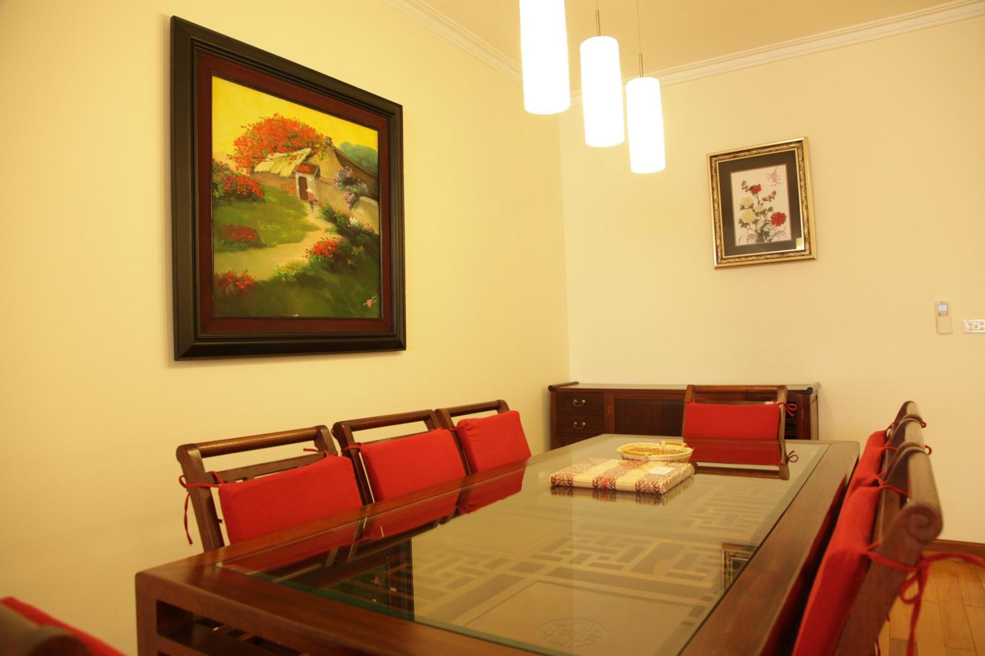 Mayfair Hà Nội Phòng bức ảnh